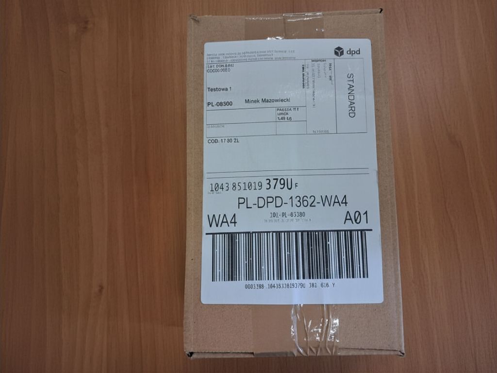 Zdjęcie etykiety kurierskiej 