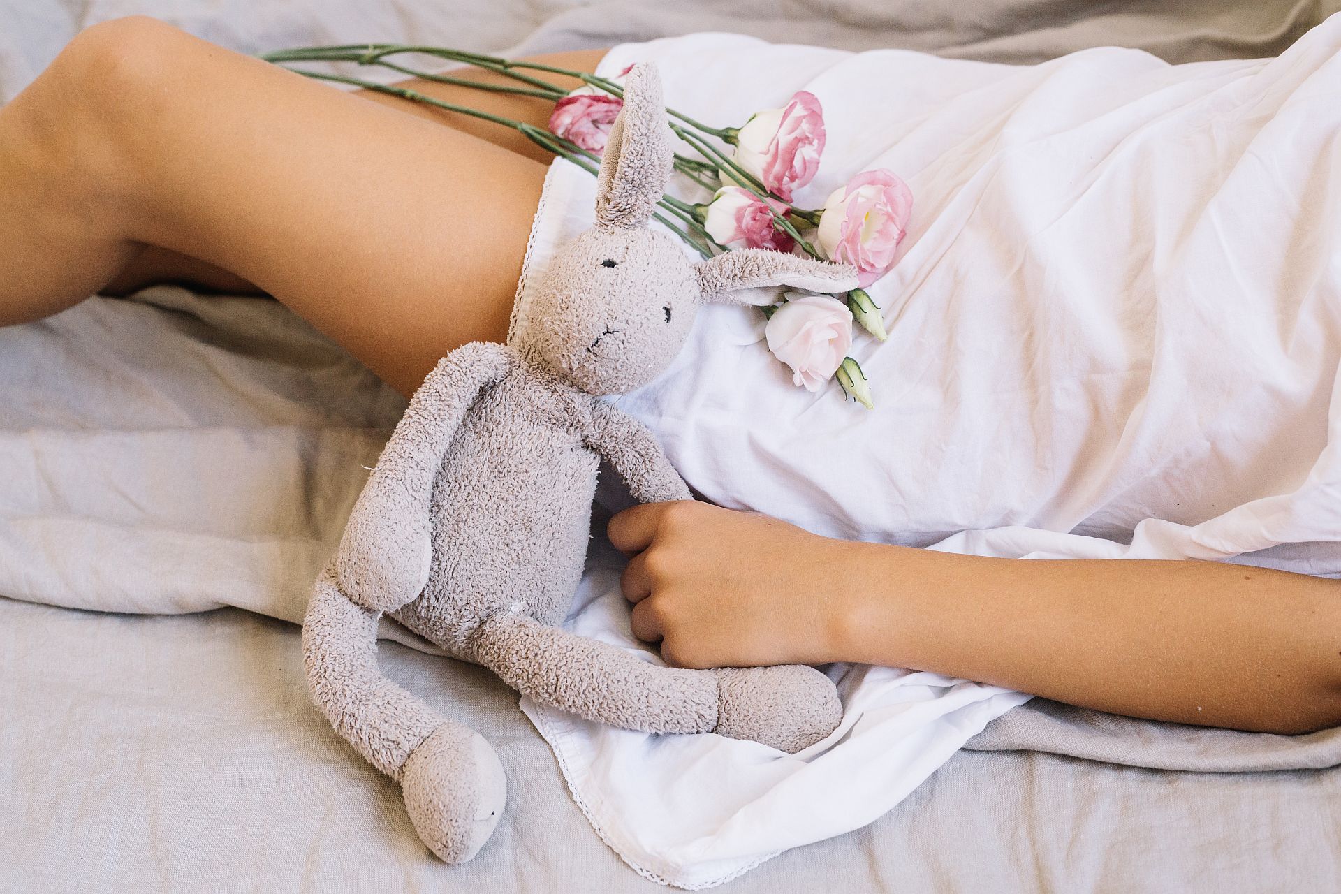 Kobieta po masażu szyjki macicy 