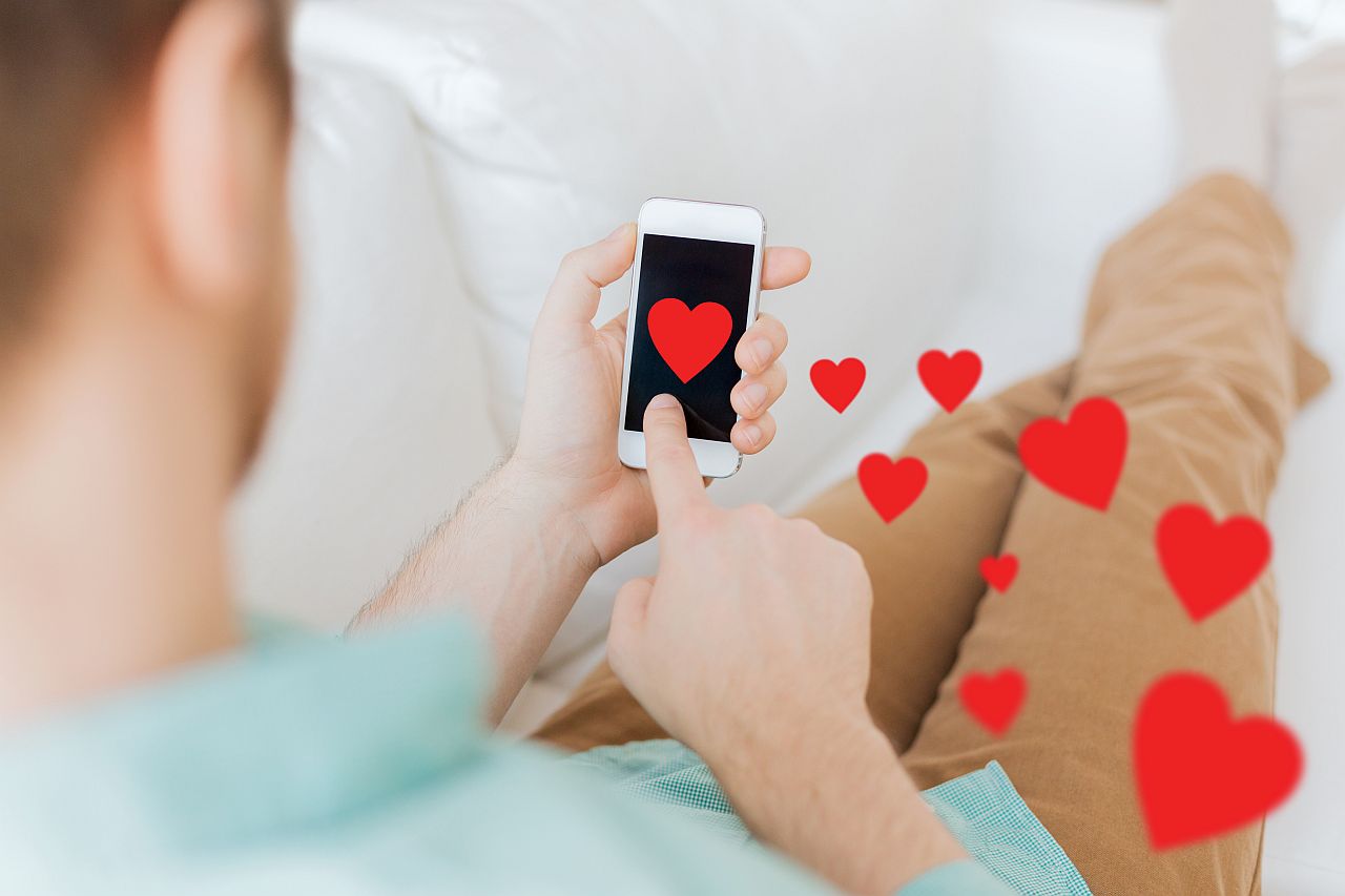 Sexting - na czym polega sztuka erotycznej gry słów?