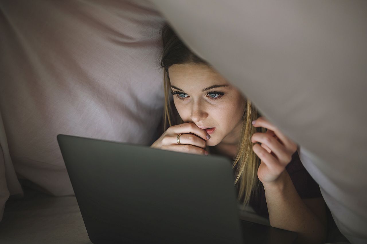 Domowe porno - jak nagrywać pełne namiętności sceny we własnej sypialni?