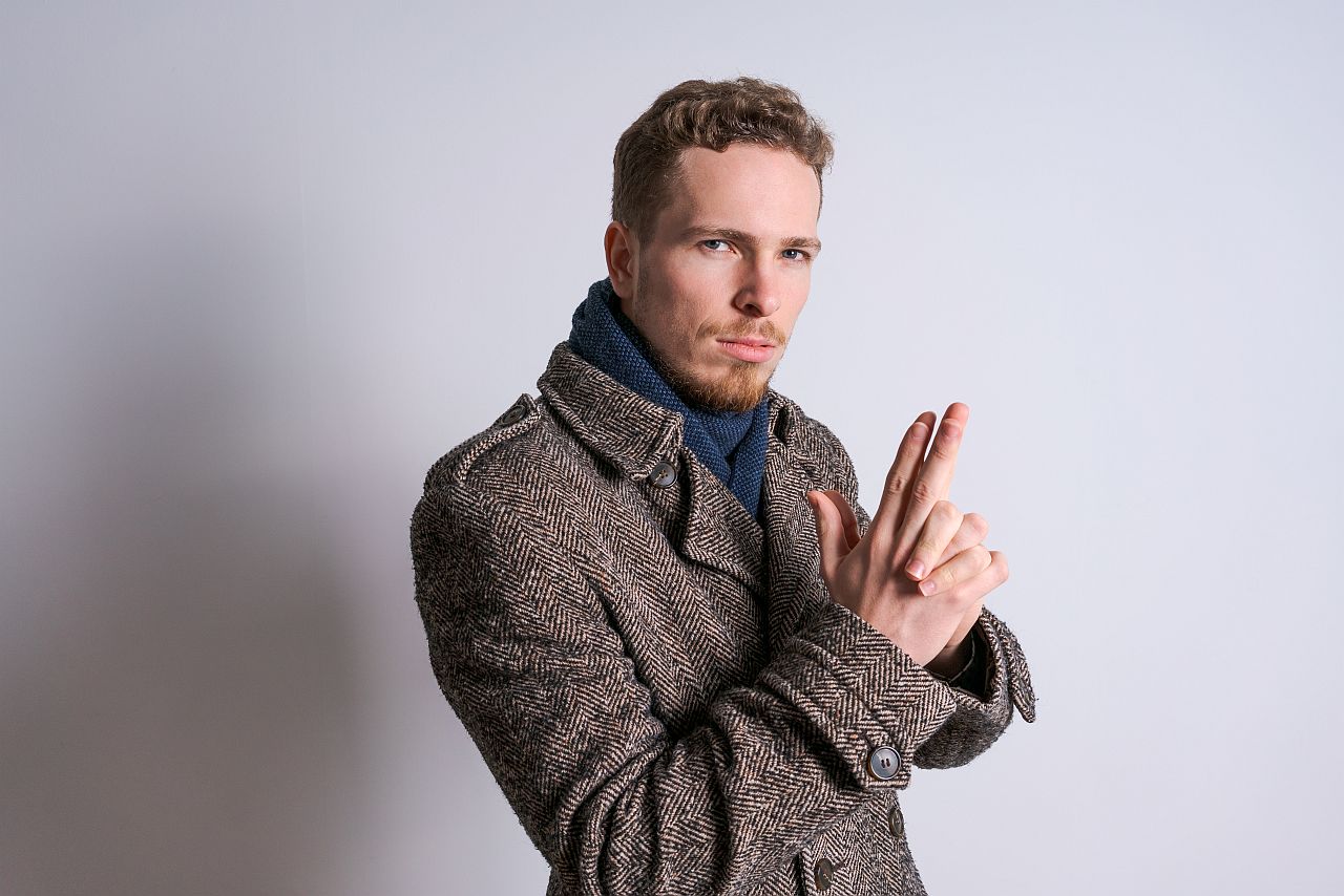 Dlaczego samiec sigma wzbudza tak silne pożądanie? Psychologia atrakcyjności