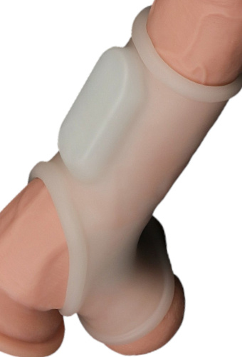 Wibrująca biała nakładka na penisa