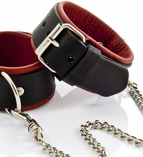 Kajdanki damskie na nogi