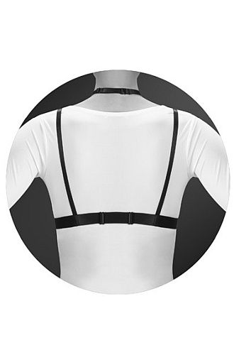 Paski podkreślające dekolt i biust