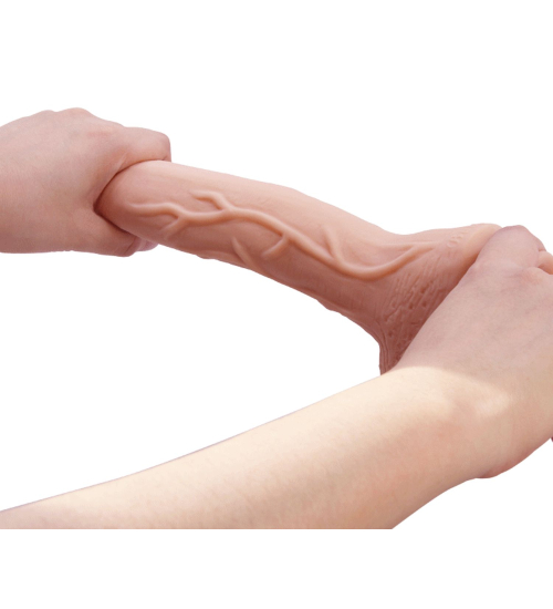 Rosły realistyczny penis z cyberskóry