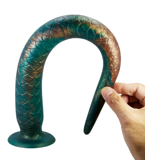 Długie smocze dildo