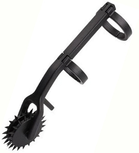 Nakładka na palec z kolczastymi kołami 